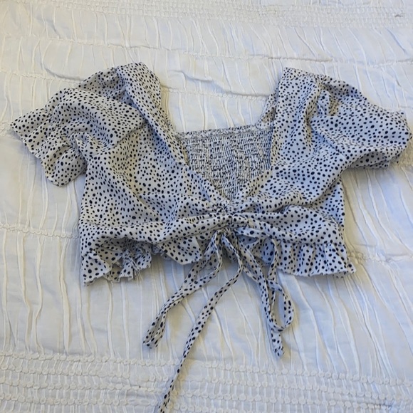 Crop top - Picture 1 of 2